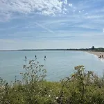 Maison Face A La فيلة *