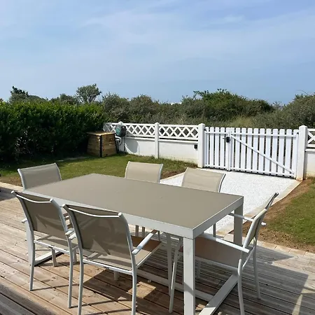 فيلة Maison Face A La *