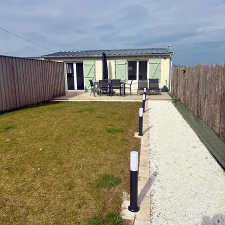 فيلة Maison Face A La